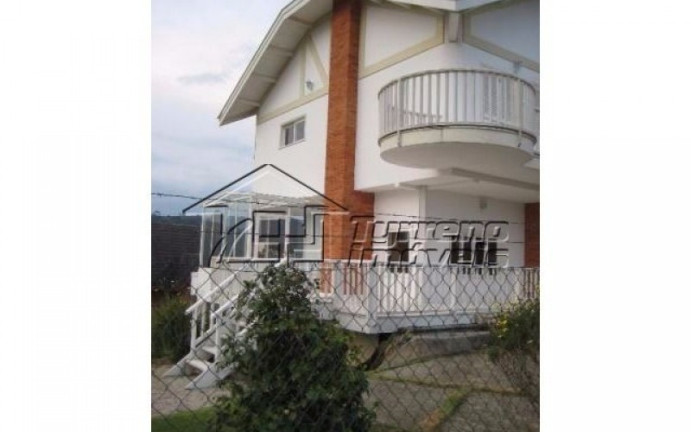 Imagem Casa com 4 Quartos à Venda, 330 m² em Vila Mantiqueira - Campos Do Jordão Imagem Casa com 4 Quartos à Venda, 330 m² em Vila Mantiqueira - Campos Do Jordão