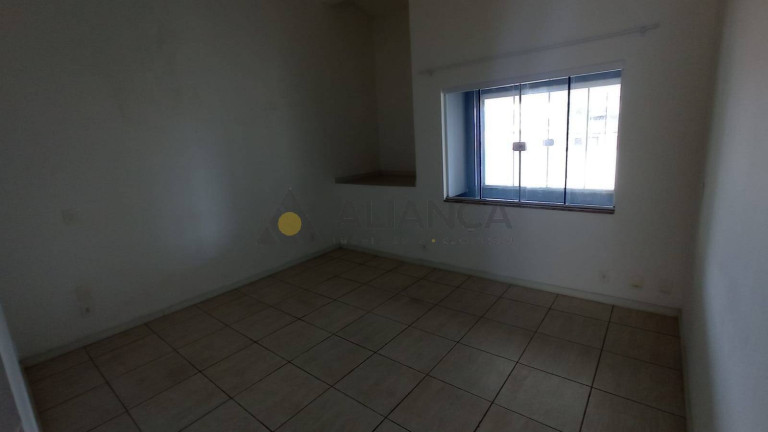 Imagem Sobrado com 3 Quartos à Venda,  em Centro - Navegantes