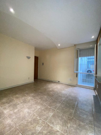 Imagem Apartamento com 2 Quartos à Venda, 55 m² em São João - Porto Alegre Imagem Apartamento com 2 Quartos à Venda, 55 m² em São João - Porto Alegre