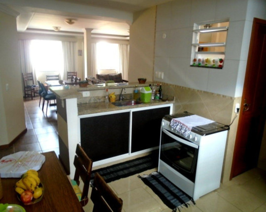 Imagem Imóvel com 3 Quartos à Venda, 144 m² em São Pedro - Teresópolis Imagem Imóvel com 3 Quartos à Venda, 144 m² em São Pedro - Teresópolis
