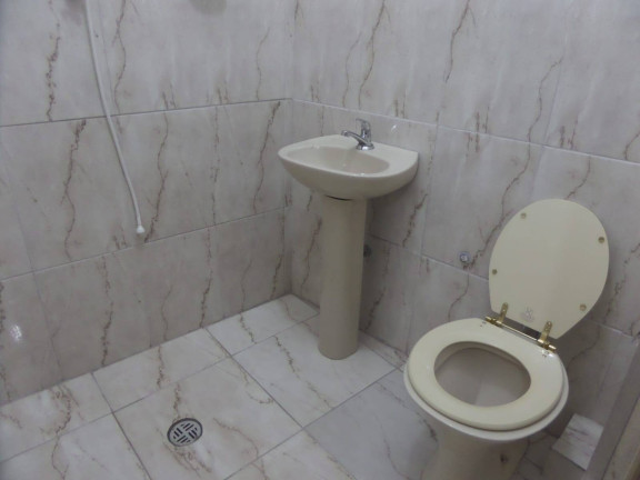 Imagem Casa com 1 Quarto para Alugar,  em Bandeiras - Osasco