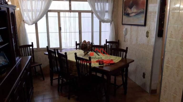 Imagem Casa com 3 Quartos para Alugar, 390 m² em Centro - Caraguatatuba