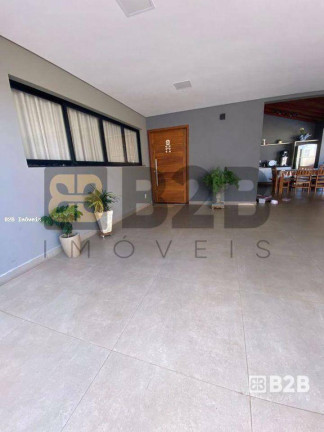 Imagem Casa com 3 Quartos à Venda, 216 m² em Parque Vista Alegre - Bauru Imagem Casa com 3 Quartos à Venda, 216 m² em Parque Vista Alegre - Bauru