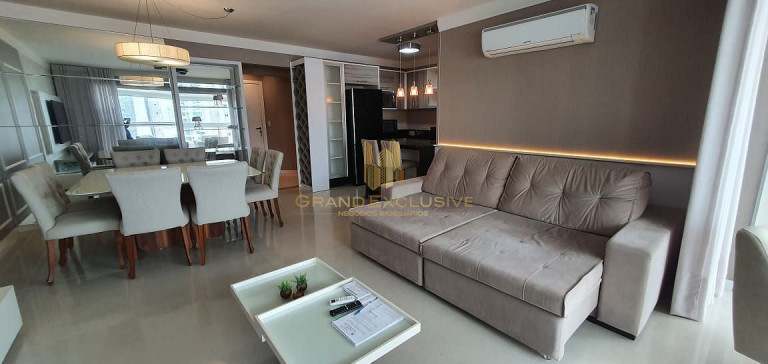 Imagem Apartamento com 3 Quartos à Venda, 110 m² em Centro - Balneário Camboriú Imagem Apartamento com 3 Quartos à Venda, 110 m² em Centro - Balneário Camboriú