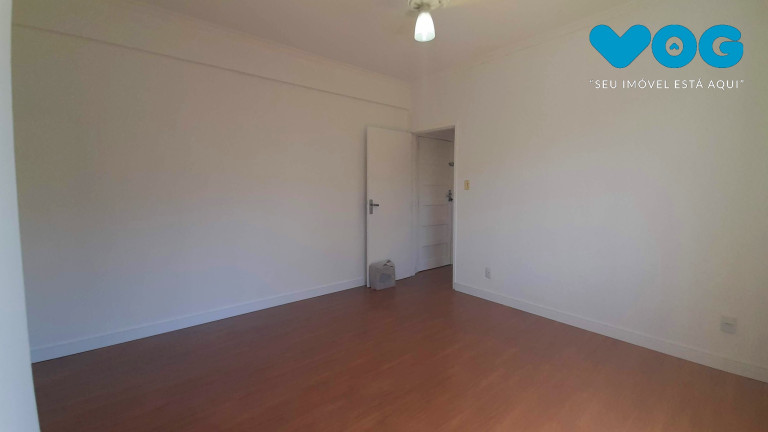 Imagem Imóvel com 1 Quarto à Venda, 40 m² em Centro Histórico - Porto Alegre Imagem Imóvel com 1 Quarto à Venda, 40 m² em Centro Histórico - Porto Alegre