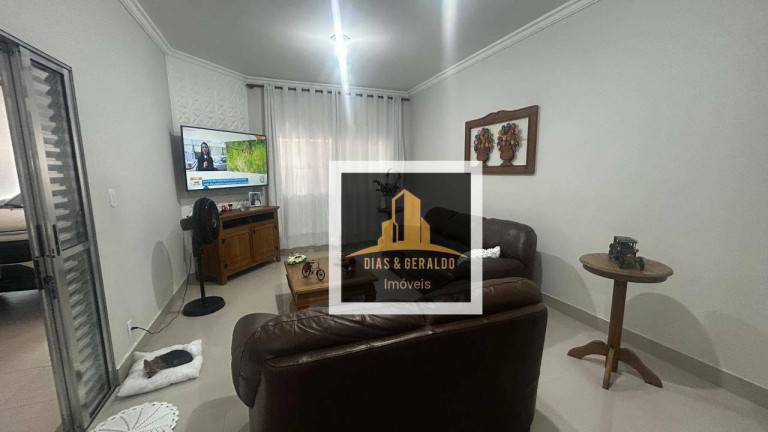 Imagem Sobrado com 3 Quartos à Venda, 240 m² em Borda Da Mata - Caçapava Imagem Sobrado com 3 Quartos à Venda, 240 m² em Borda Da Mata - Caçapava