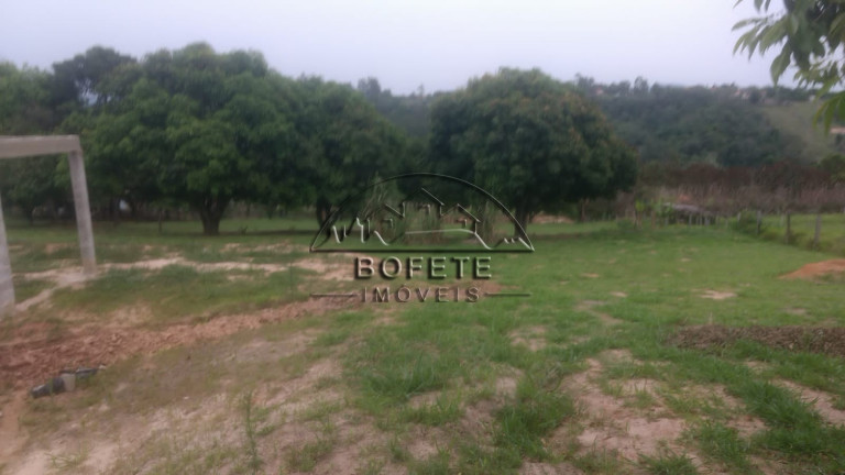 Imagem Imóvel com 1 Quarto à Venda, 10.000 m² em Vale Verde - Bofete Imagem Imóvel com 1 Quarto à Venda, 10.000 m² em Vale Verde - Bofete