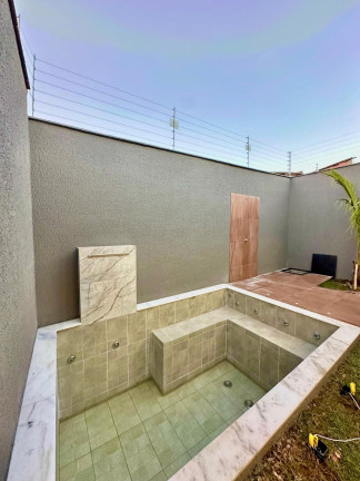 Casa com 3 Quartos à Venda, 133 m² em Das Indústrias - Senador Canedo