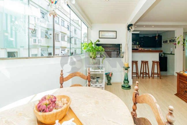 Imagem Apartamento com 3 Quartos à Venda, 114 m² em Higienópolis - Porto Alegre Imagem Apartamento com 3 Quartos à Venda, 114 m² em Higienópolis - Porto Alegre