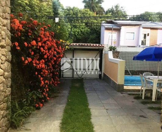 Imagem Casa com 4 Quartos à Venda, 222 m² em Parque Califórnia - Campos Dos Goytacazes Imagem Casa com 4 Quartos à Venda, 222 m² em Parque Califórnia - Campos Dos Goytacazes