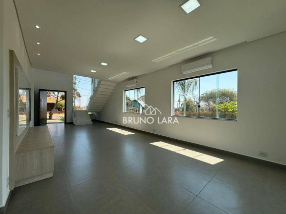 Imagem Casa com 3 Quartos à Venda, 375 m² em Condomínio Serra Dos Bandeirantes - Mário Campos Imagem Casa com 3 Quartos à Venda, 375 m² em Condomínio Serra Dos Bandeirantes - Mário Campos
