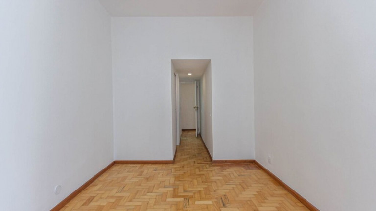 Imagem Imóvel com 3 Quartos à Venda, 128 m² em Copacabana - Rio De Janeiro Imagem Imóvel com 3 Quartos à Venda, 128 m² em Copacabana - Rio De Janeiro