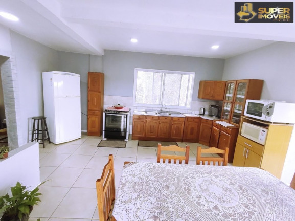 Imagem Casa com 2 Quartos à Venda, 592 m² em Três Vendas - Pelotas