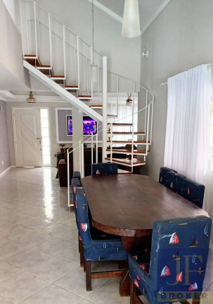 Imagem Casa com 6 Quartos para Temporada, em Canasvieiras - Florianópolis Imagem Casa com 6 Quartos para Temporada, em Canasvieiras - Florianópolis