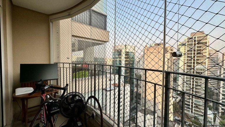 Imagem Apartamento com 3 Quartos à Venda, 223 m² em Itaim Bibi - São Paulo
