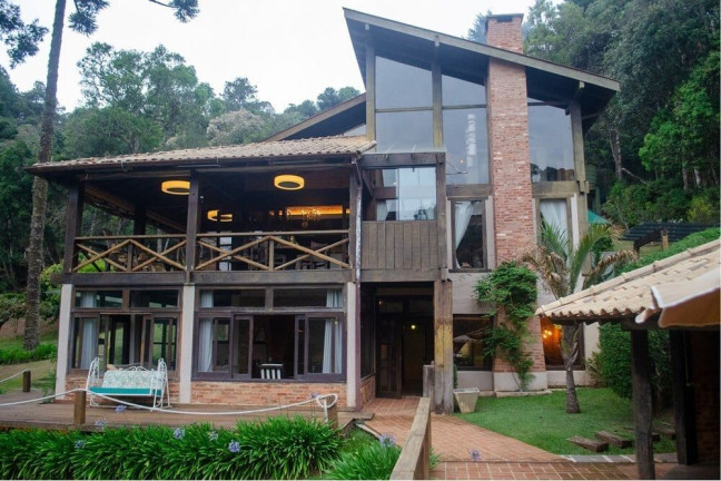 Imagem Casa com 4 Quartos à Venda, 630 m² em Jardim Embaixador - Campos Do Jordão Imagem Casa com 4 Quartos à Venda, 630 m² em Jardim Embaixador - Campos Do Jordão