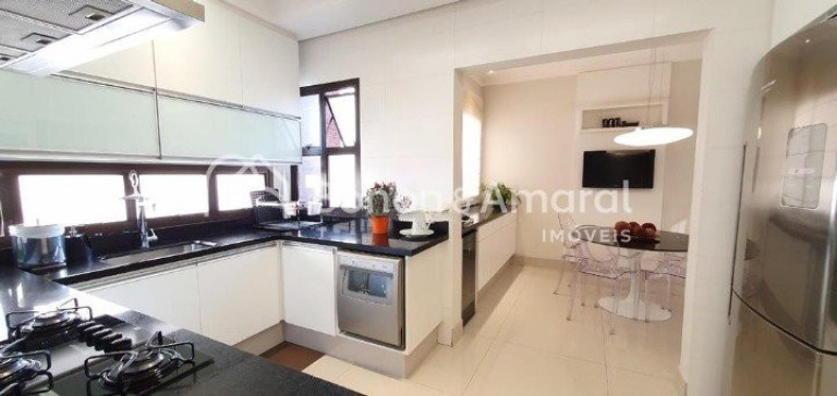 Imagem Apartamento com 3 Quartos à Venda, 215 m² em Cambuí - Campinas