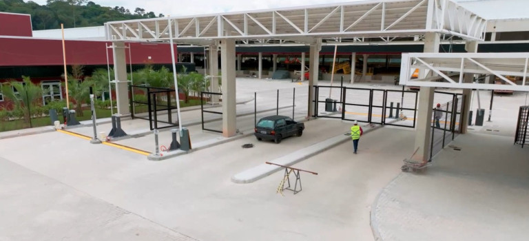 Imagem Imóvel para Alugar, 17.372 m² em Quinhaú - Embu Das Artes Imagem Imóvel para Alugar, 17.372 m² em Quinhaú - Embu Das Artes