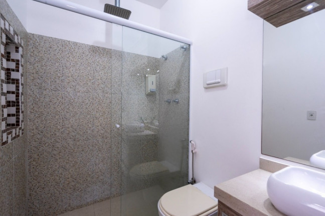 Casa com 7 Quartos à Venda,  em Jardim Leonor - São Paulo