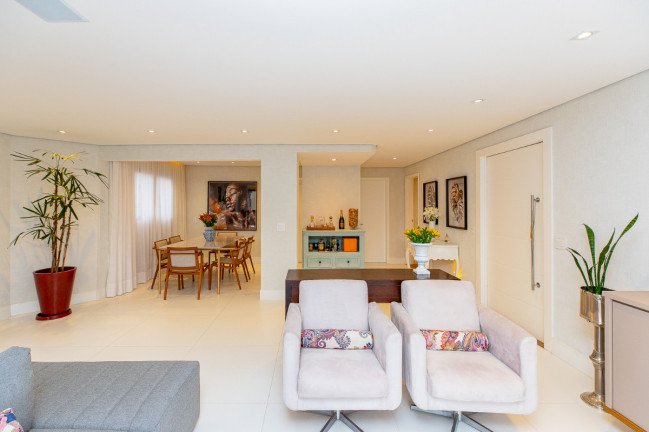 Imagem Apartamento com 4 Quartos à Venda, 197 m² em Jardim Europa - São Paulo