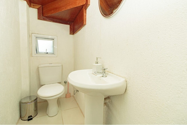 Imagem Casa com 2 Quartos à Venda, 78 m² em Jardim Carvalho - Porto Alegre Imagem Casa com 2 Quartos à Venda, 78 m² em Jardim Carvalho - Porto Alegre