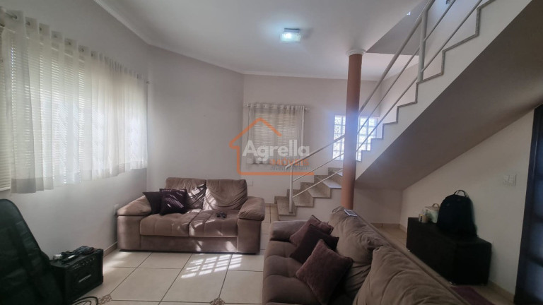 Imagem Casa com 2 Quartos à Venda, 180 m² em Parque Jardim Murayama - Mogi Mirim Imagem Casa com 2 Quartos à Venda, 180 m² em Parque Jardim Murayama - Mogi Mirim