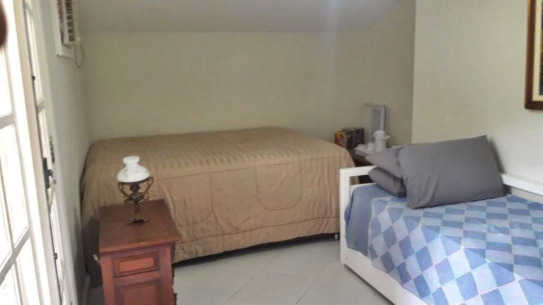 Imagem Casa com 5 Quartos à Venda, 500 m² em Pessegueiros - Teresópolis Imagem Casa com 5 Quartos à Venda, 500 m² em Pessegueiros - Teresópolis