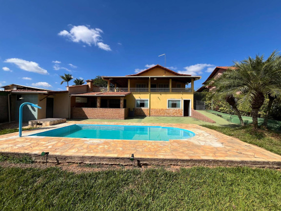 Chácara com 3 Quartos à Venda, 272 m² em Satélite - Juatuba