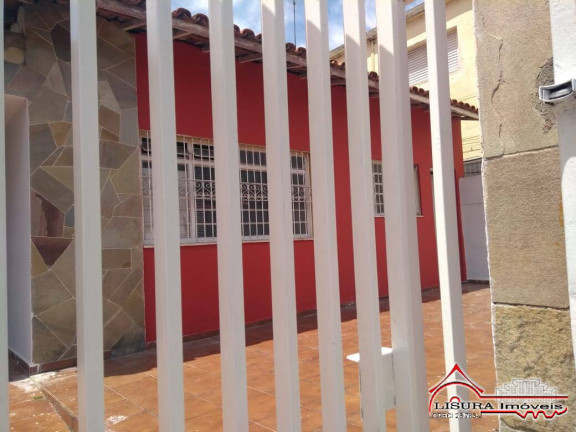 Imagem Casa com 4 Quartos à Venda, 156 m² em Centro - Jacareí Imagem Casa com 4 Quartos à Venda, 156 m² em Centro - Jacareí