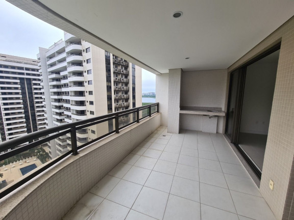 Imagem Imóvel com 4 Quartos à Venda, 124 m² em Barra Da Tijuca - Rio De Janeiro Imagem Imóvel com 4 Quartos à Venda, 124 m² em Barra Da Tijuca - Rio De Janeiro