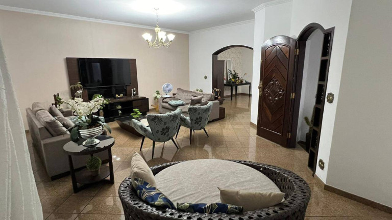 Imagem Casa com 4 Quartos à Venda, 450 m² em Vila Carrão - São Paulo Imagem Casa com 4 Quartos à Venda, 450 m² em Vila Carrão - São Paulo