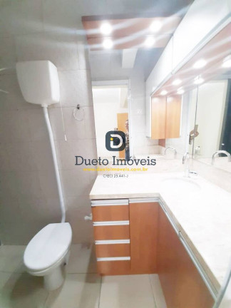 Imagem Sobrado com 4 Quartos à Venda, 268 m² em Tancredo Neves - Santa Maria