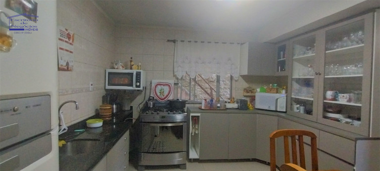 Imagem Casa com 3 Quartos à Venda, 350 m² em Ipanema - Porto Alegre Imagem Casa com 3 Quartos à Venda, 350 m² em Ipanema - Porto Alegre