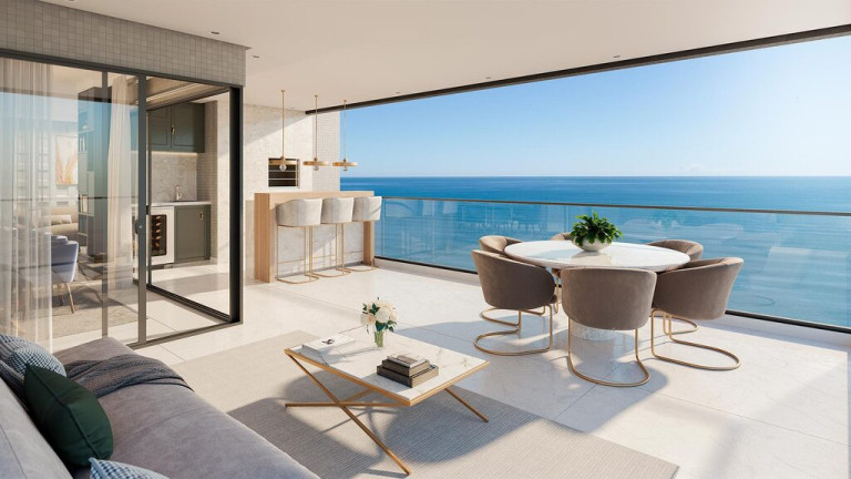 Imagem Imóvel com 4 Quartos à Venda, em Meia Praia - Itapema Imagem Imóvel com 4 Quartos à Venda, em Meia Praia - Itapema