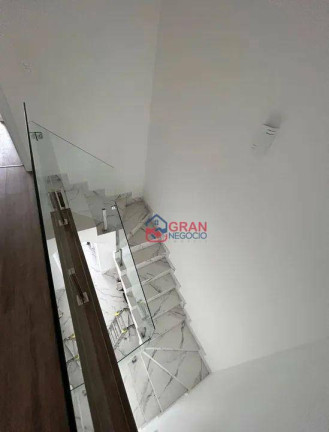 Imagem Sobrado com 3 Quartos à Venda, 128 m² em Xaxim - Curitiba Imagem Sobrado com 3 Quartos à Venda, 128 m² em Xaxim - Curitiba