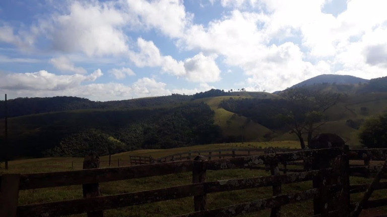 Imagem Fazenda à Venda, 100 m² em Centro - Aiuruoca Imagem Fazenda à Venda, 100 m² em Centro - Aiuruoca