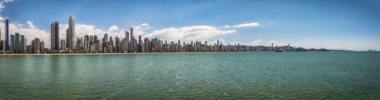 Imagem Imóvel com 4 Quartos à Venda, 232 m² em Centro - Balneário Camboriú Imagem Imóvel com 4 Quartos à Venda, 232 m² em Centro - Balneário Camboriú