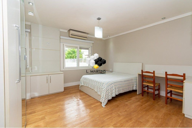 Imagem Casa com 3 Quartos à Venda, 228 m² em Niterói - Canoas Imagem Casa com 3 Quartos à Venda, 228 m² em Niterói - Canoas