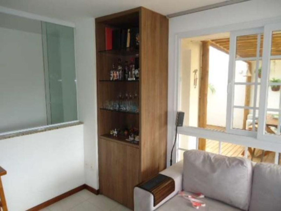 Casa com 4 Quartos à Venda, 180 m² em Patamares - Salvador