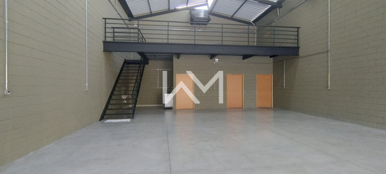 Imagem Imóvel para Alugar, 300 m² em Jardim Iv Centenário - Guarulhos