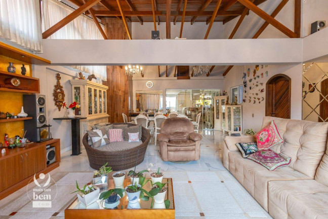 Imagem Casa com 5 Quartos à Venda, 365 m² em Jardim Das Américas - Curitiba