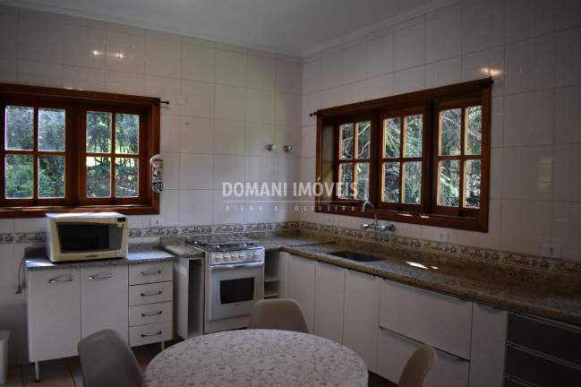 Imagem Casa com 4 Quartos à Venda, 401 m² em Região De Capivari - Campos Do Jordão Imagem Casa com 4 Quartos à Venda, 401 m² em Região De Capivari - Campos Do Jordão