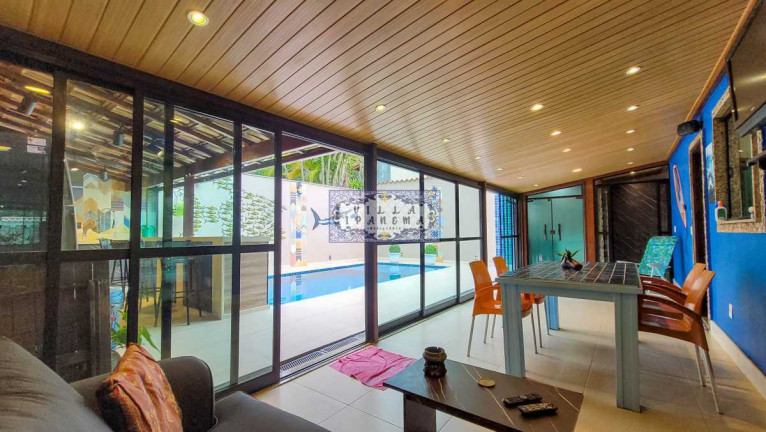 Imagem Imóvel com 4 Quartos à Venda, 262 m² em Freguesia (jacarepaguá) - Rio De Janeiro Imagem Imóvel com 4 Quartos à Venda, 262 m² em Freguesia (jacarepaguá) - Rio De Janeiro