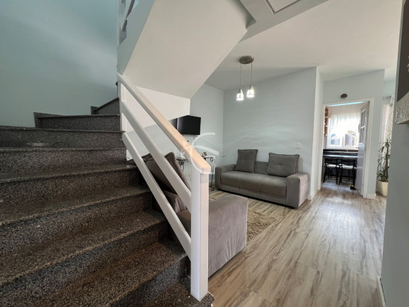 Imagem Sobrado com 3 Quartos à Venda, 230 m² em Boa Vista - Joinville Imagem Sobrado com 3 Quartos à Venda, 230 m² em Boa Vista - Joinville