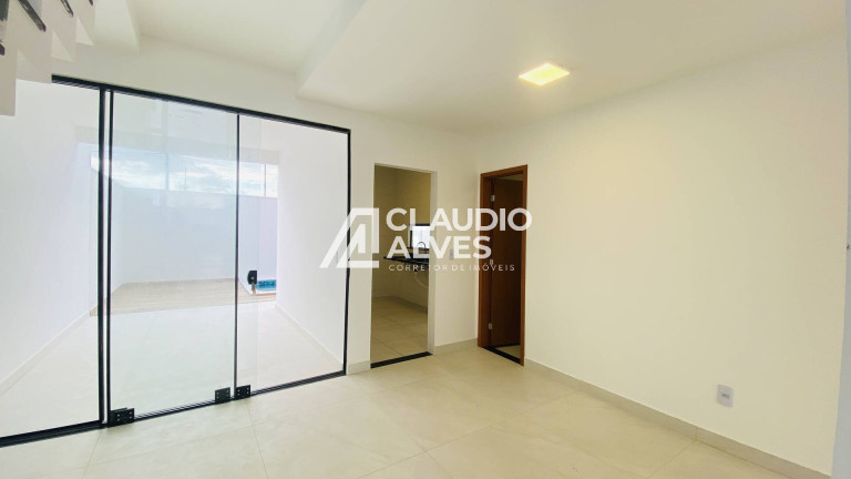 Imagem Casa com 3 Quartos para Alugar, 110 m² em Registro - Feira De Santana Imagem Casa com 3 Quartos para Alugar, 110 m² em Registro - Feira De Santana