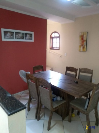 Casa com 3 Quartos à Venda, 250 m² em Wanel Ville - Sorocaba