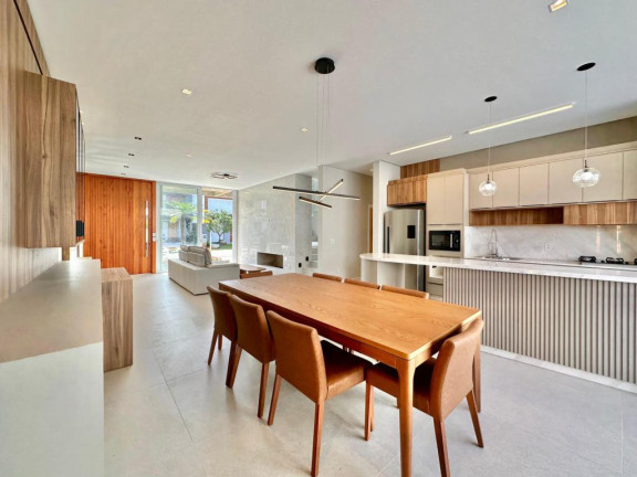 Imagem Casa com 4 Quartos à Venda, 230 m² em Xangri-la - Capao Da Canoa Imagem Casa com 4 Quartos à Venda, 230 m² em Xangri-la - Capao Da Canoa