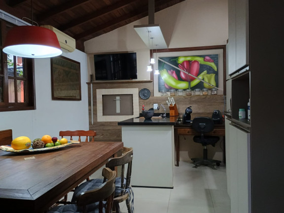 Imagem Casa com 3 Quartos à Venda, 120 m² em Pinguirito - Garopaba