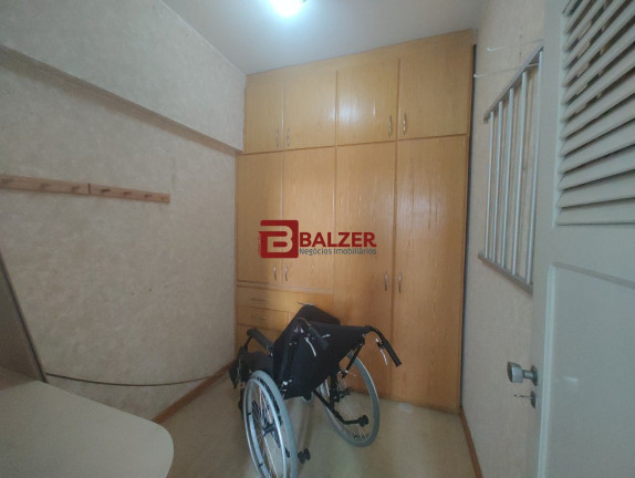 Imagem Apartamento com 3 Quartos à Venda, 190 m² em Centro - Florianópolis Imagem Apartamento com 3 Quartos à Venda, 190 m² em Centro - Florianópolis