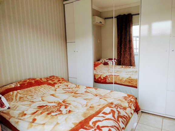 Imagem Apartamento com 2 Quartos à Venda, 75 m² em Iririú - Joinville Imagem Apartamento com 2 Quartos à Venda, 75 m² em Iririú - Joinville
